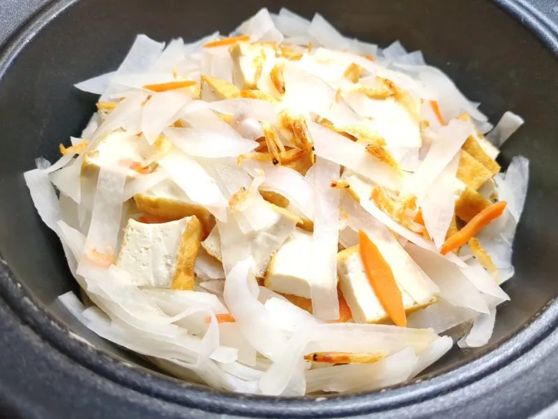 厚揚げと大根の蒸し煮